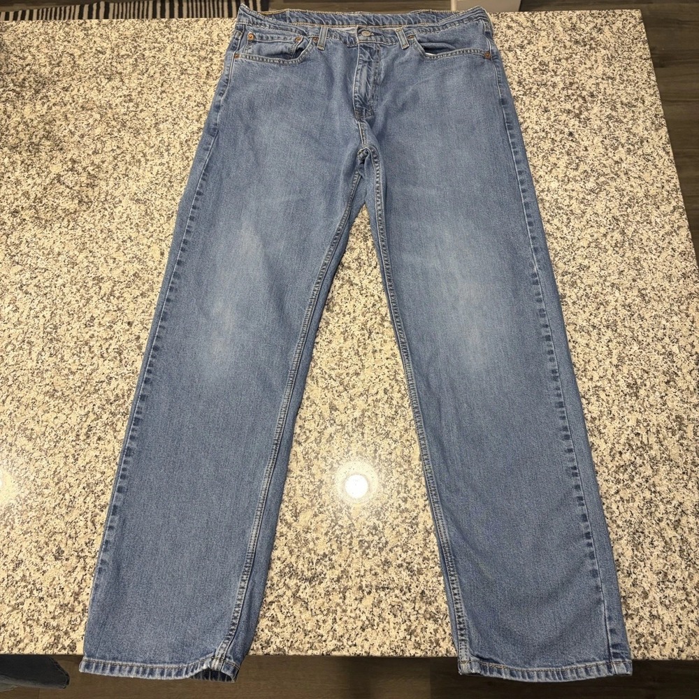 Levi's 505 Regular Fit Straight Leg Jeans Men's 38x32 Medium Wash Denim